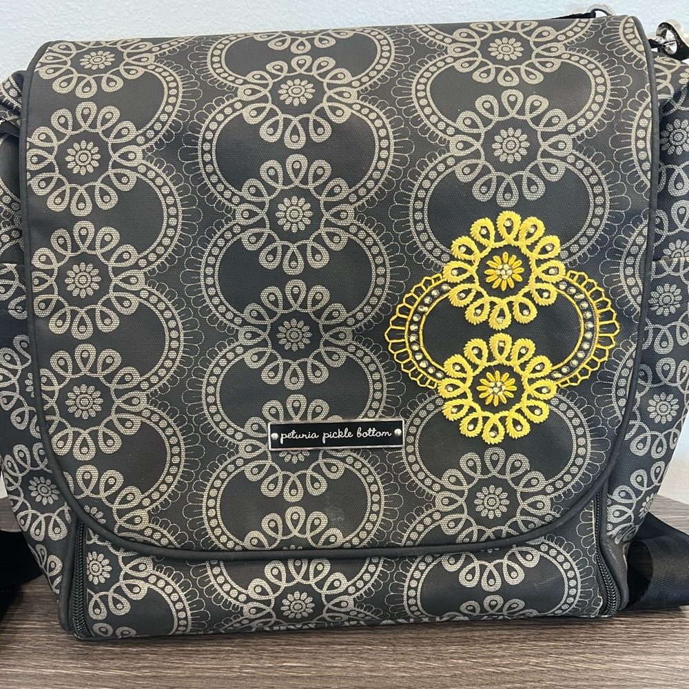 Petunia Pickle Bottom Boxy Diaper Bag Backpack - Picture 4 of 13